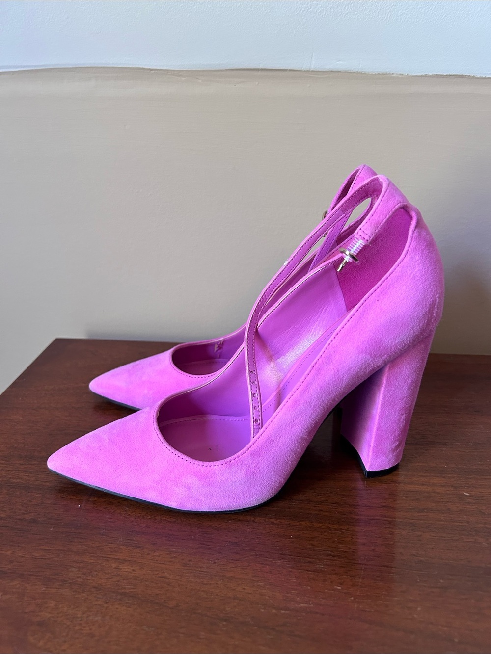 Nine West Pink Suede Pointed-Toe Block Heel Slingbacks